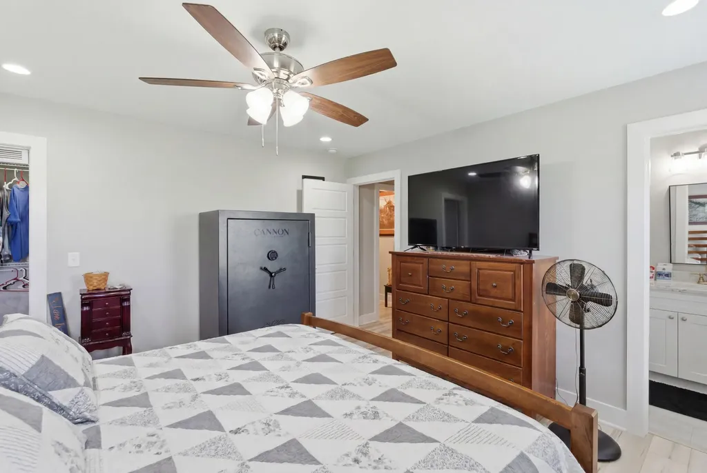 267 Brook Cove Berea KY 40403