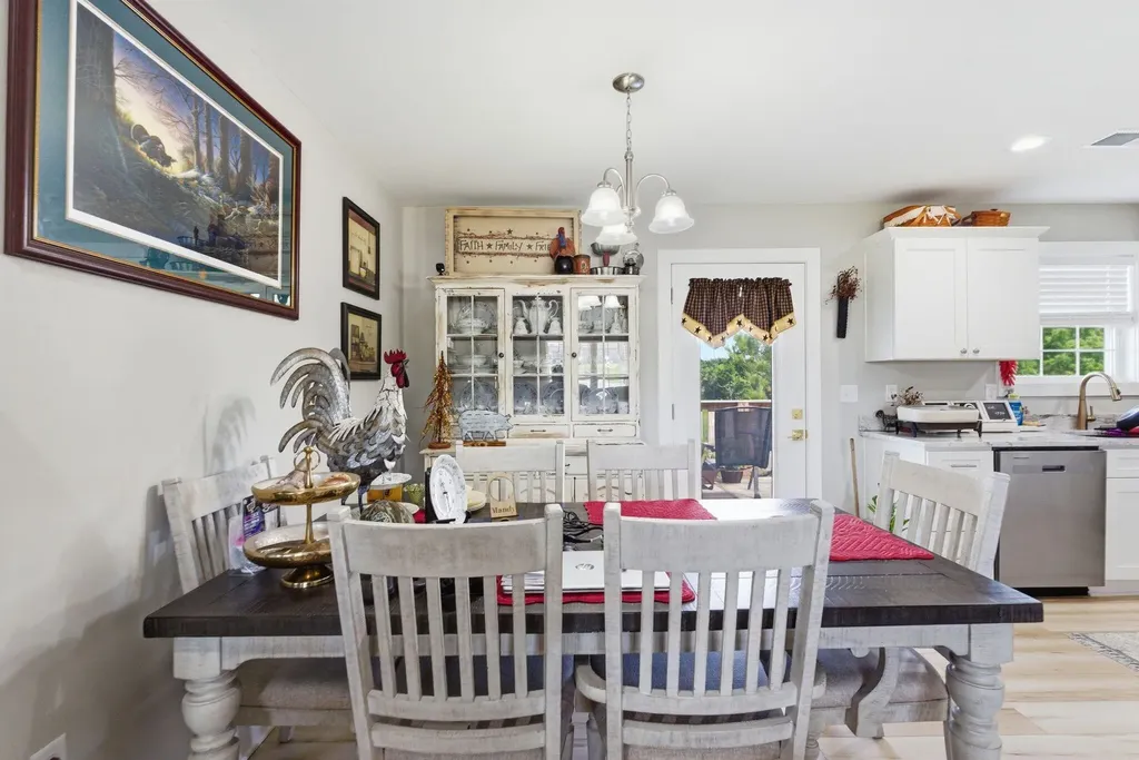 267 Brook Cove Berea KY 40403