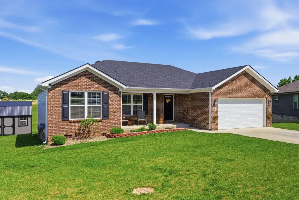 267 Brook Cove Berea KY 40403