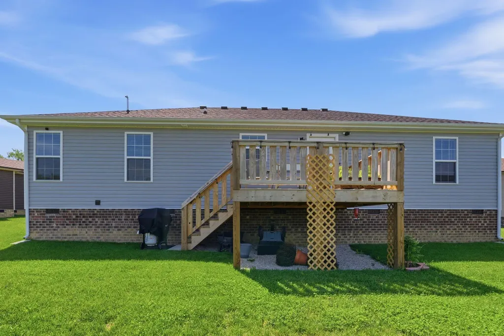 267 Brook Cove Berea KY 40403