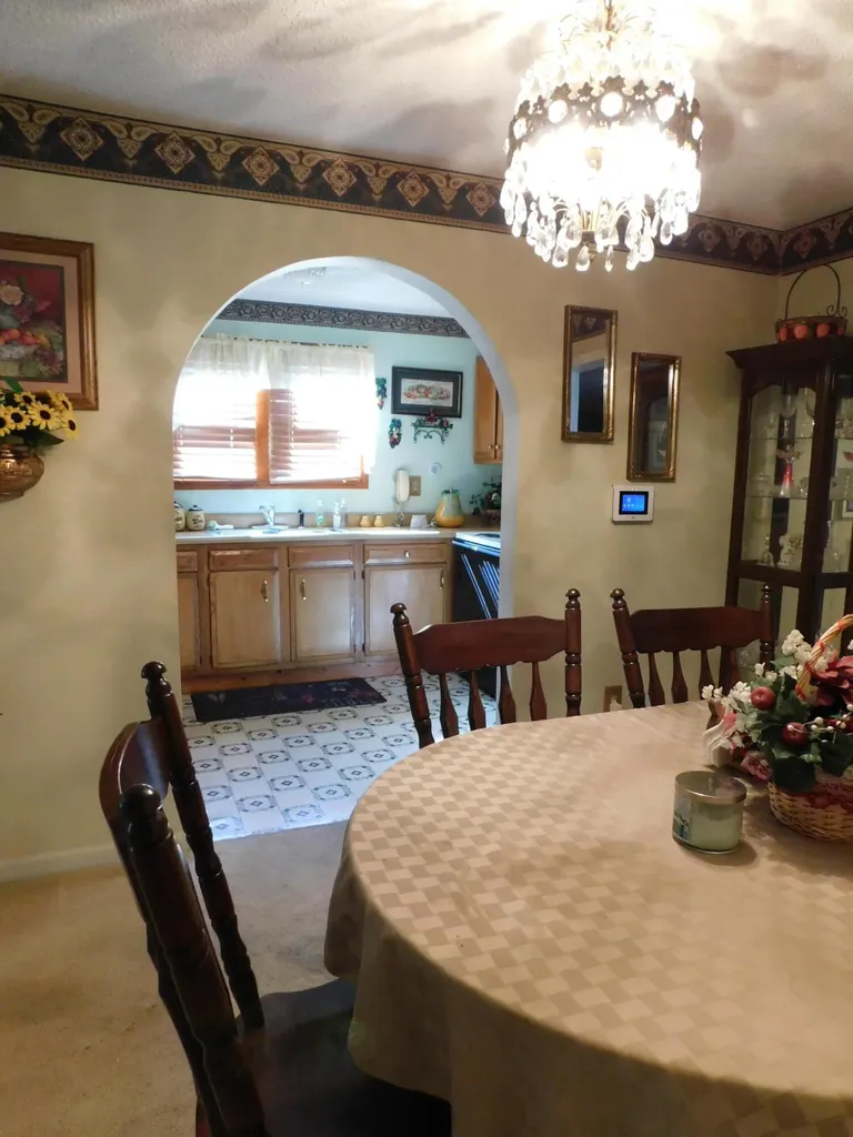 53 Redbud Court Evarts KY 40828