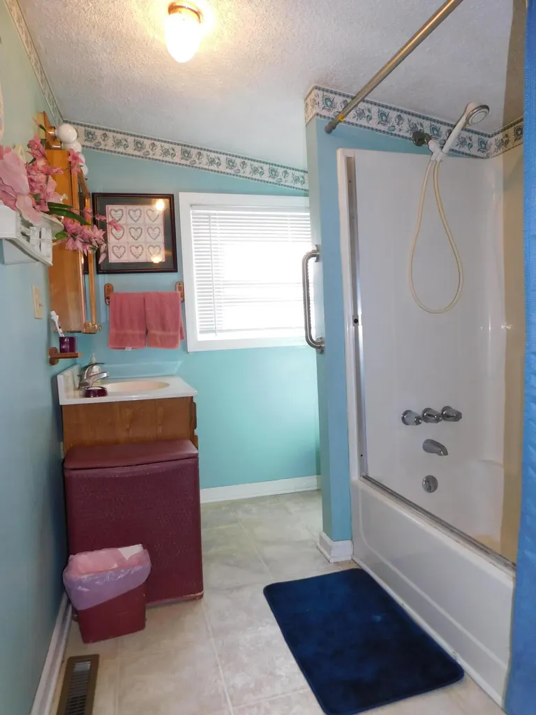 53 Redbud Court Evarts KY 40828
