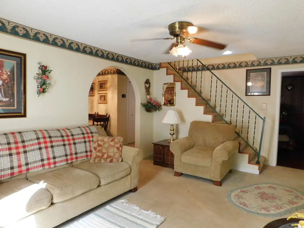 53 Redbud Court Evarts KY 40828