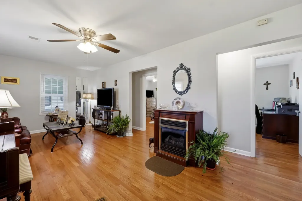 650 Walnut Meadow Road Berea KY 40403