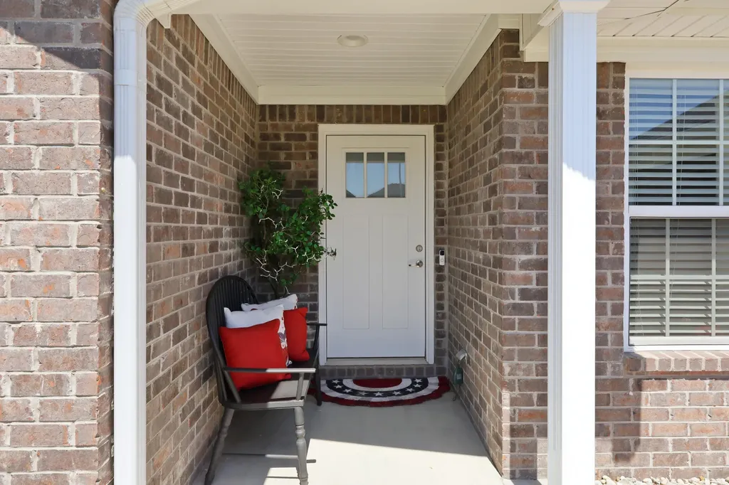 437 Middle Creek Way Berea KY 40403