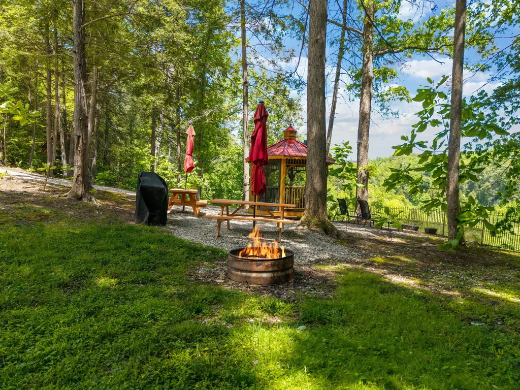 108 Spirit View Lake Drive Campton KY 41301