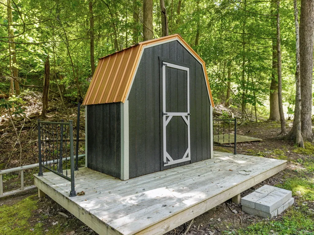 108 Spirit View Lake Drive Campton KY 41301