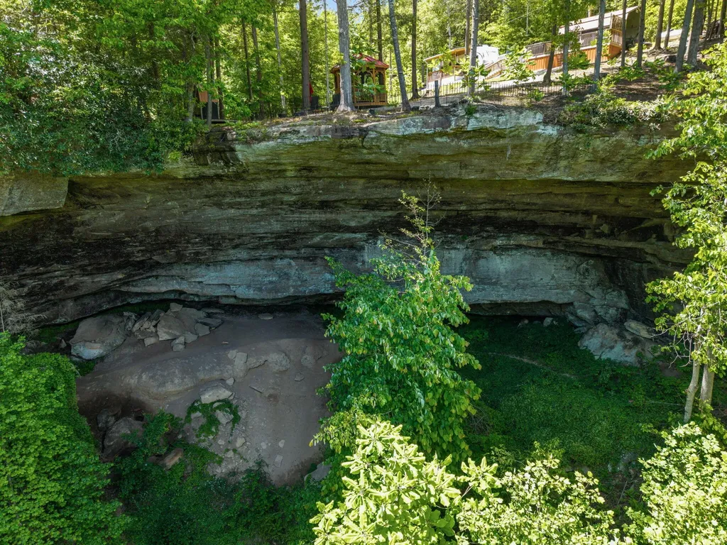 108 Spirit View Lake Drive Campton KY 41301