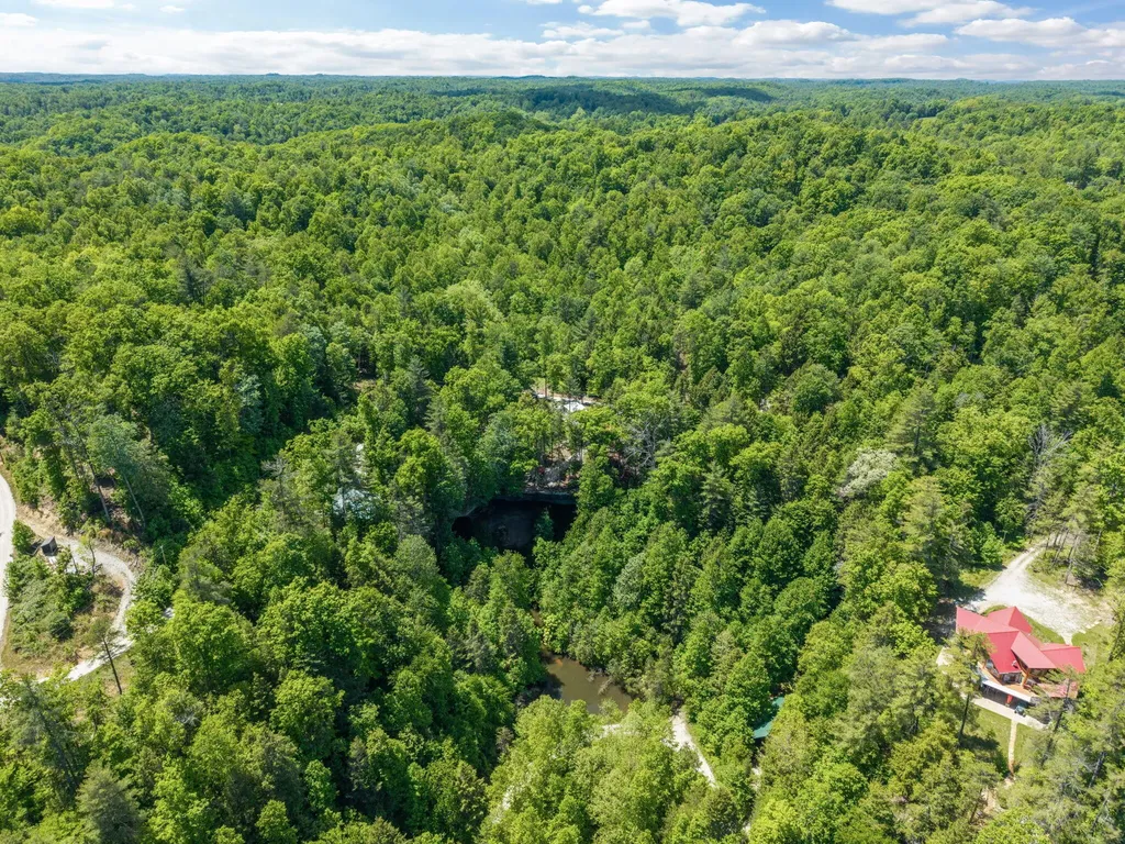 108 Spirit View Lake Drive Campton KY 41301