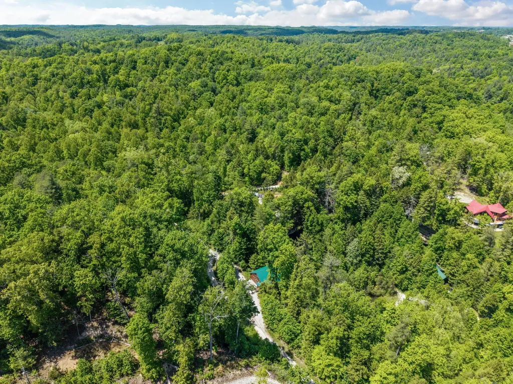 108 Spirit View Lake Drive Campton KY 41301