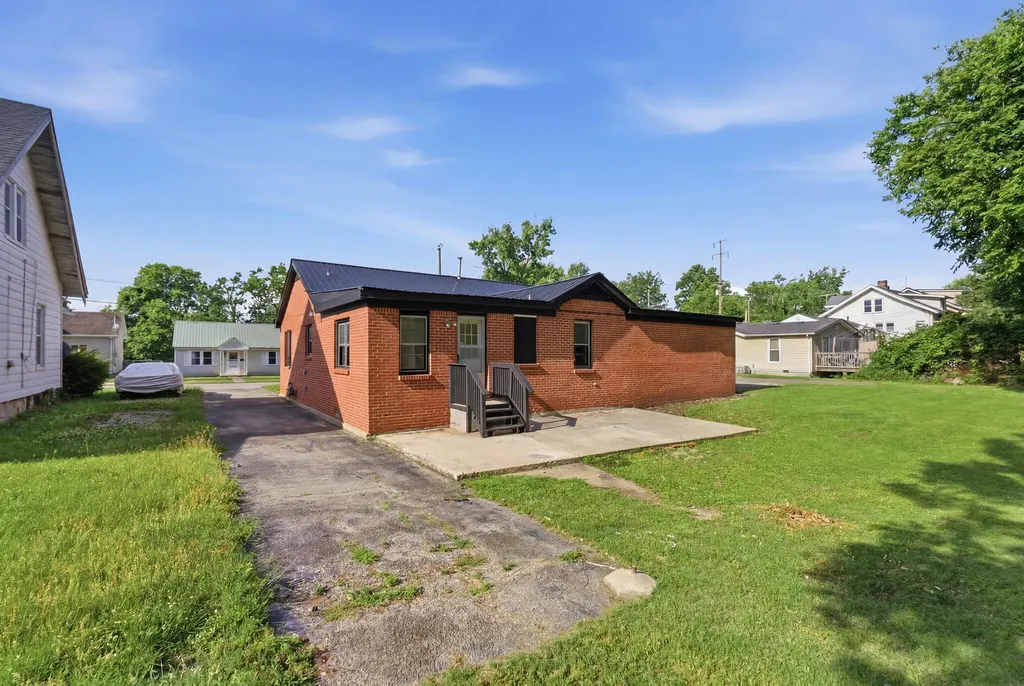 441 Russell Street Danville KY 40422
