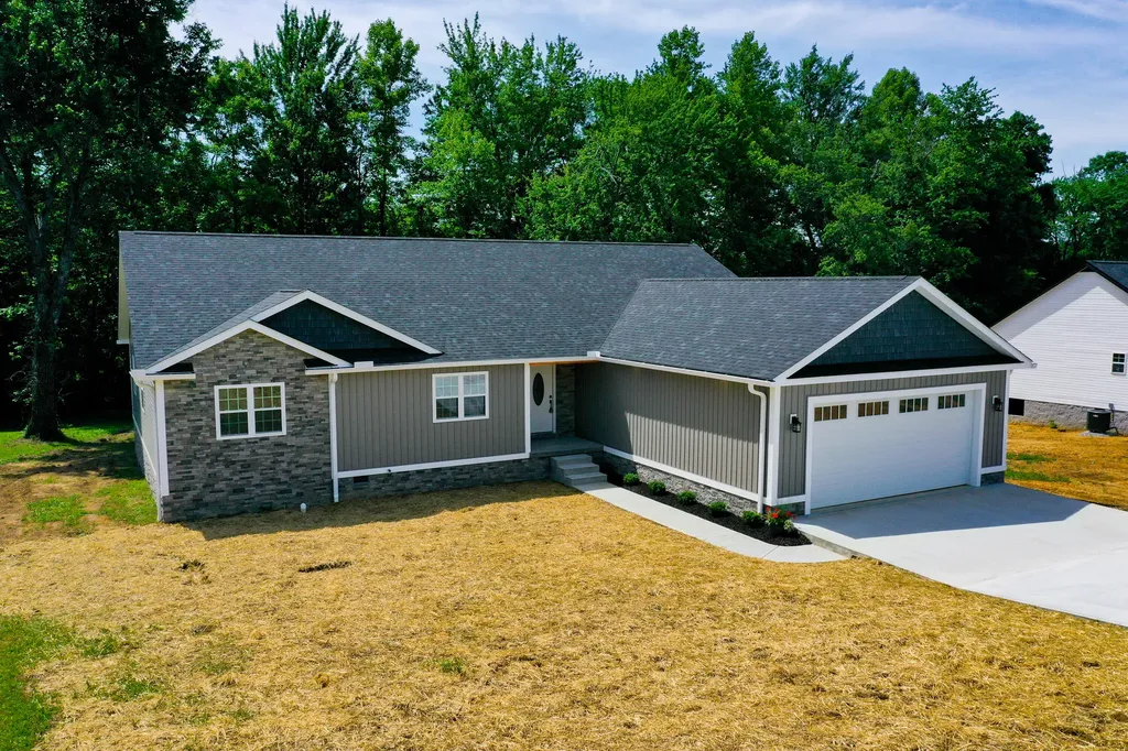 170 Laredo Drive London KY 40741