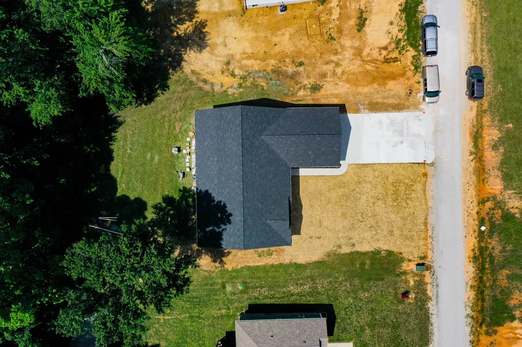 170 Laredo Drive London KY 40741