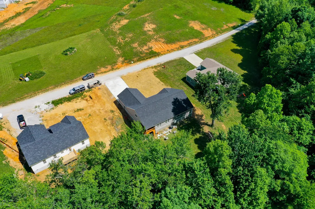 170 Laredo Drive London KY 40741