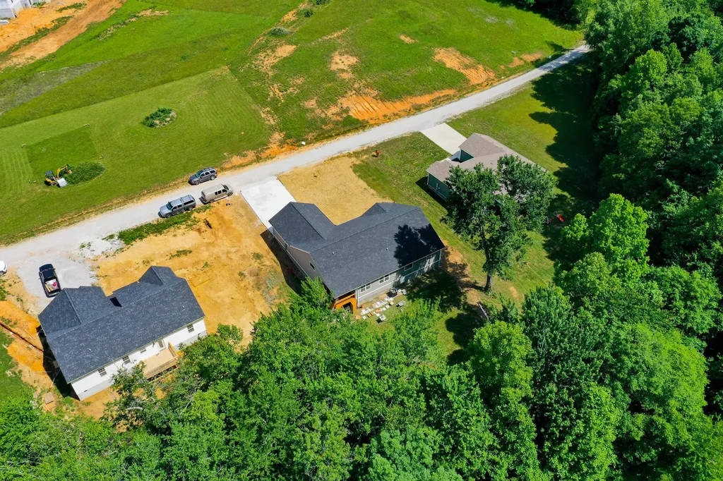 170 Laredo Drive London KY 40741