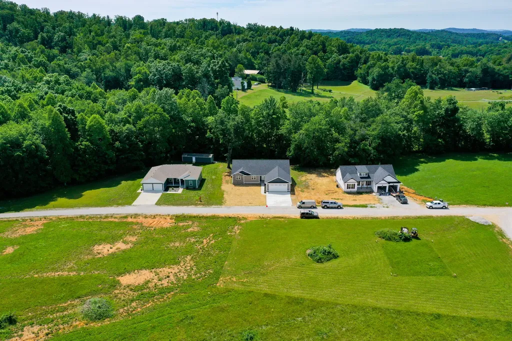 170 Laredo Drive London KY 40741