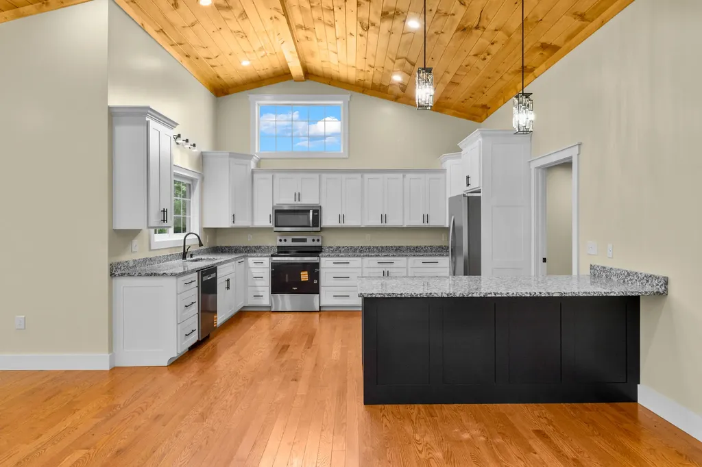 170 Laredo Drive London KY 40741