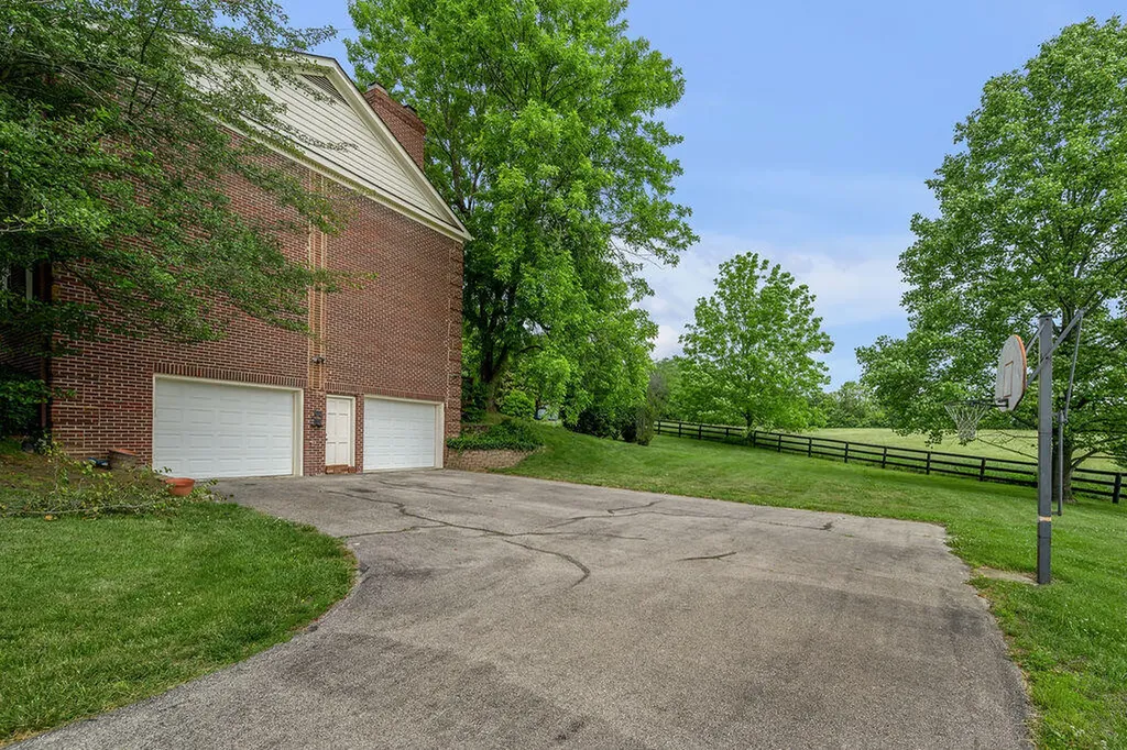 1601 Ferguson Road Lexington KY 40511
