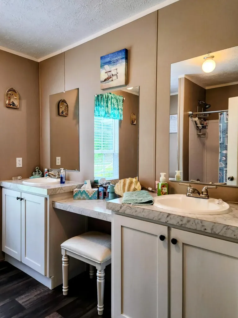 17108 Kentucky 28 Buckhorn KY 41721