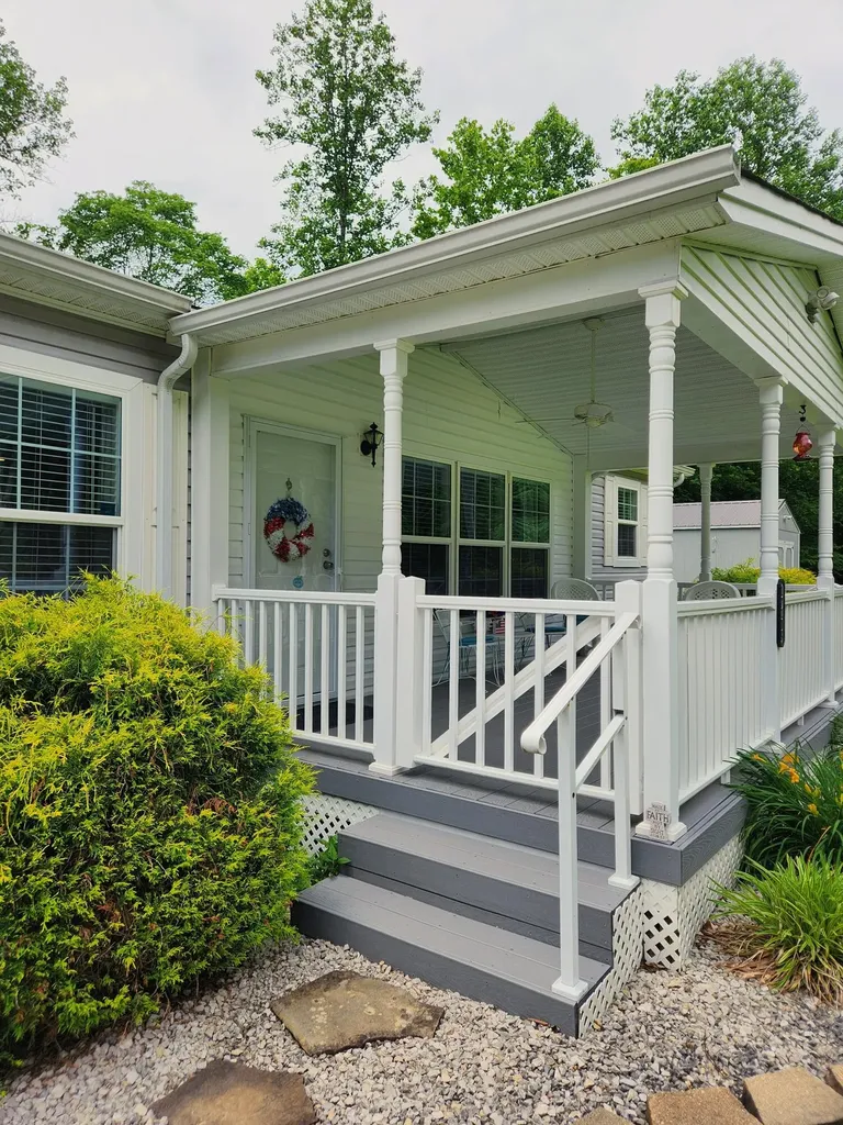 17108 Kentucky 28 Buckhorn KY 41721