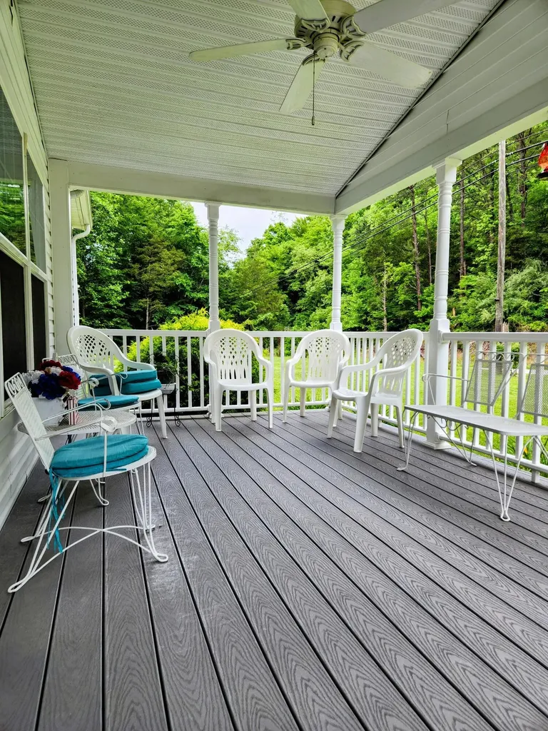 17108 Kentucky 28 Buckhorn KY 41721