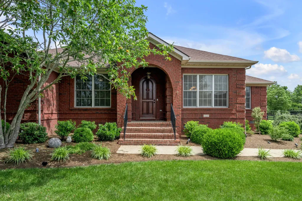 420 W Brannon Road Nicholasville KY 40356