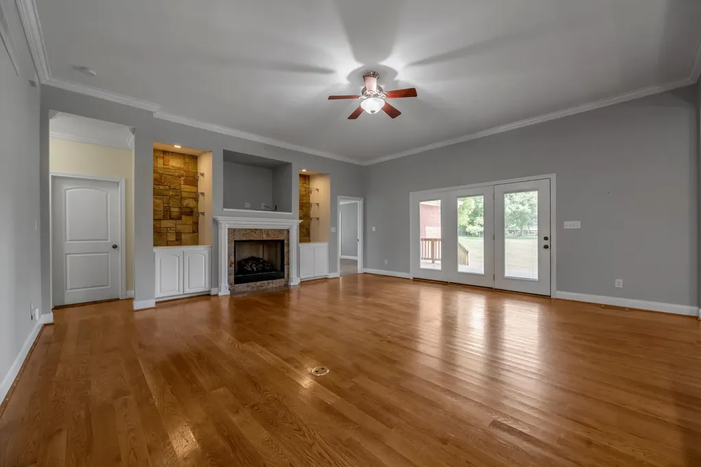 420 W Brannon Road Nicholasville KY 40356