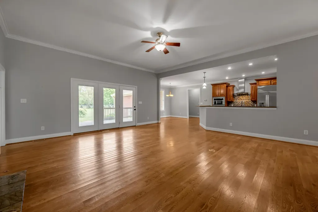 420 W Brannon Road Nicholasville KY 40356