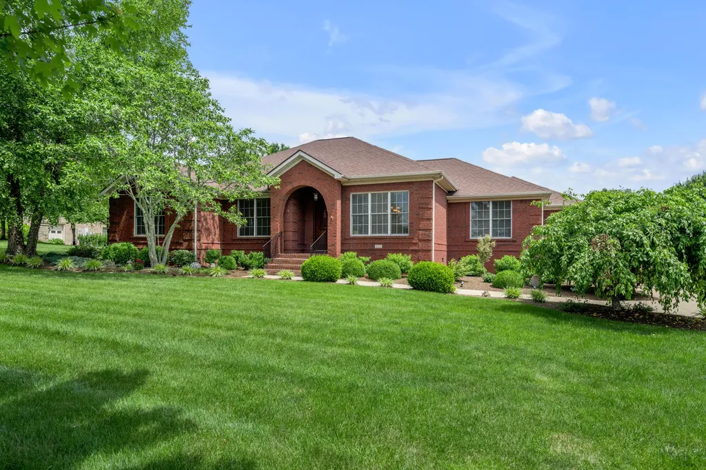 420 W Brannon Road Nicholasville KY 40356