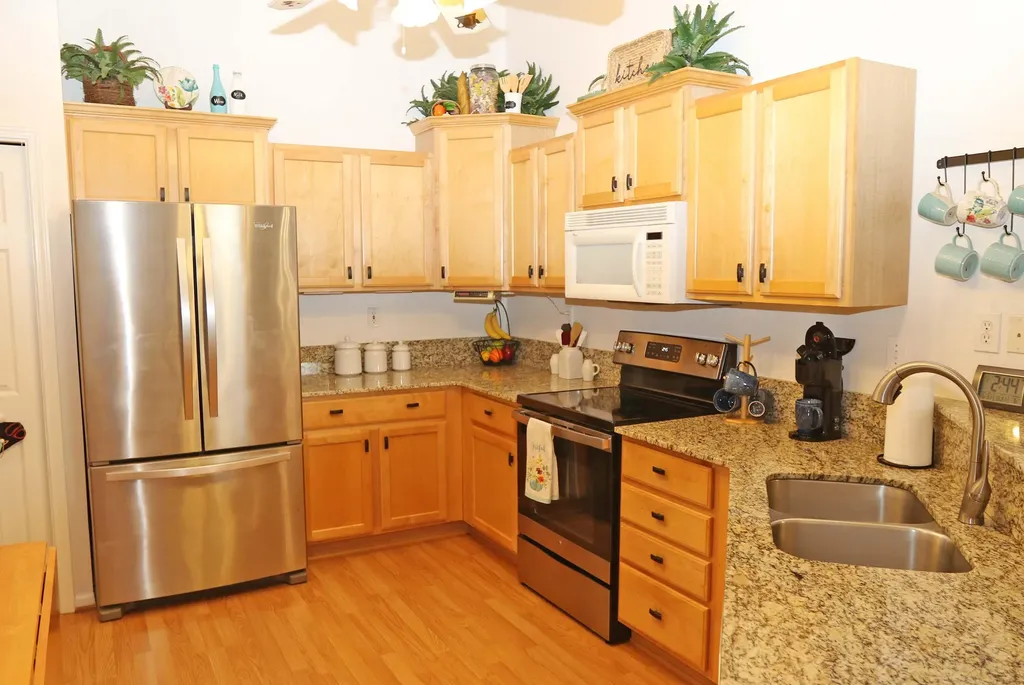 253 Churchill Nicholasville KY 40356