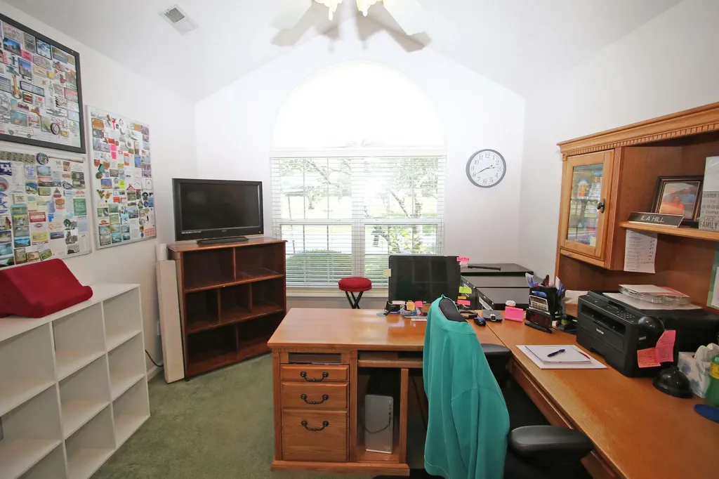 253 Churchill Nicholasville KY 40356