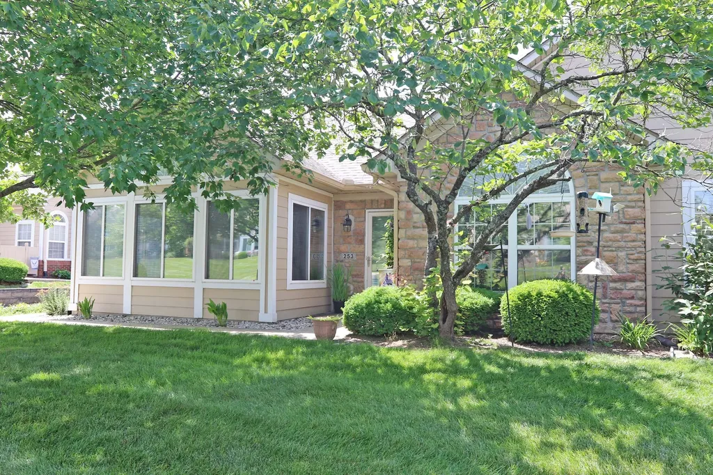 253 Churchill Nicholasville KY 40356
