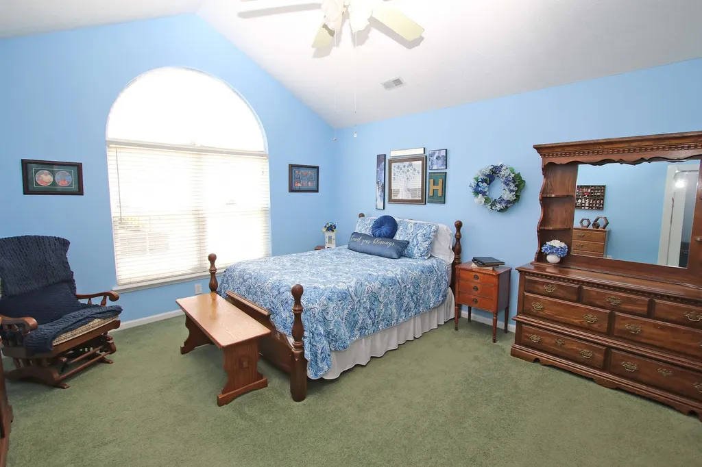 253 Churchill Nicholasville KY 40356