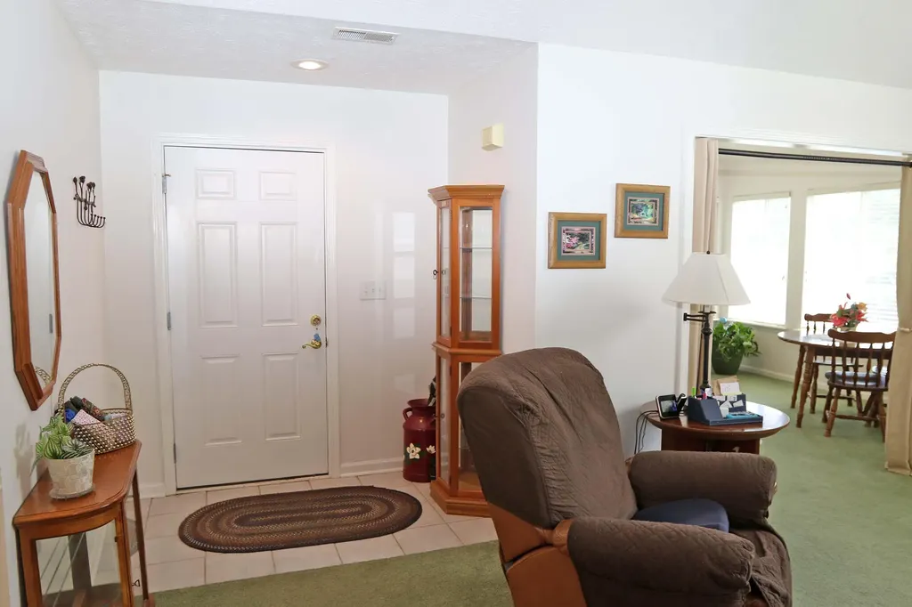 253 Churchill Nicholasville KY 40356