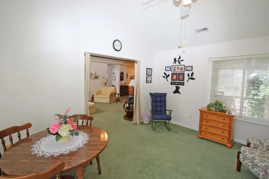 253 Churchill Nicholasville KY 40356