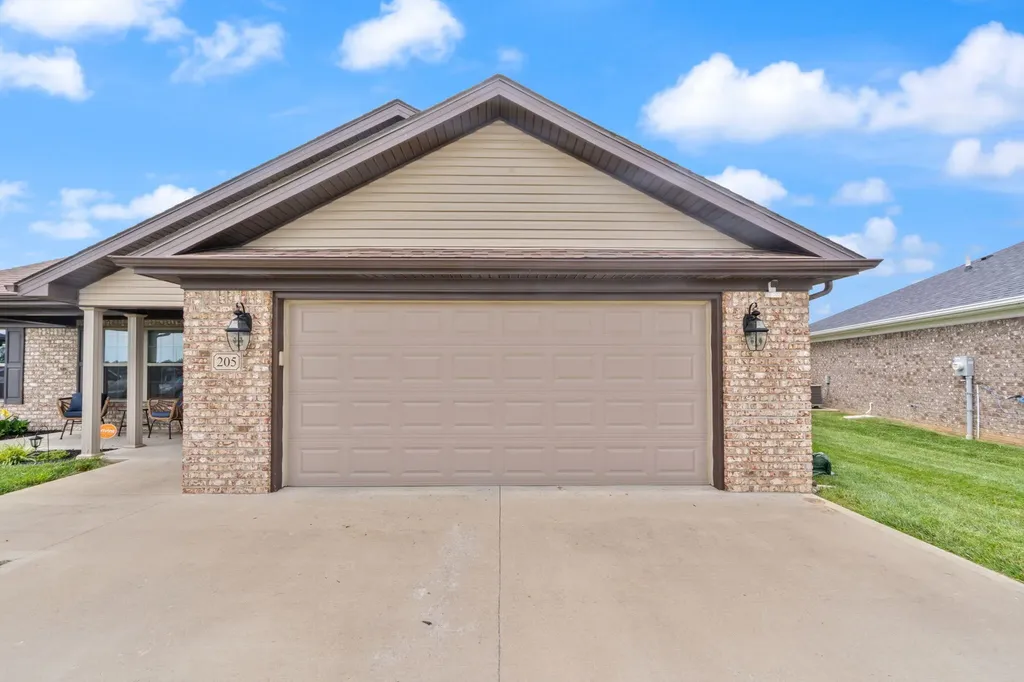 205 Windward Way Richmond KY 40475
