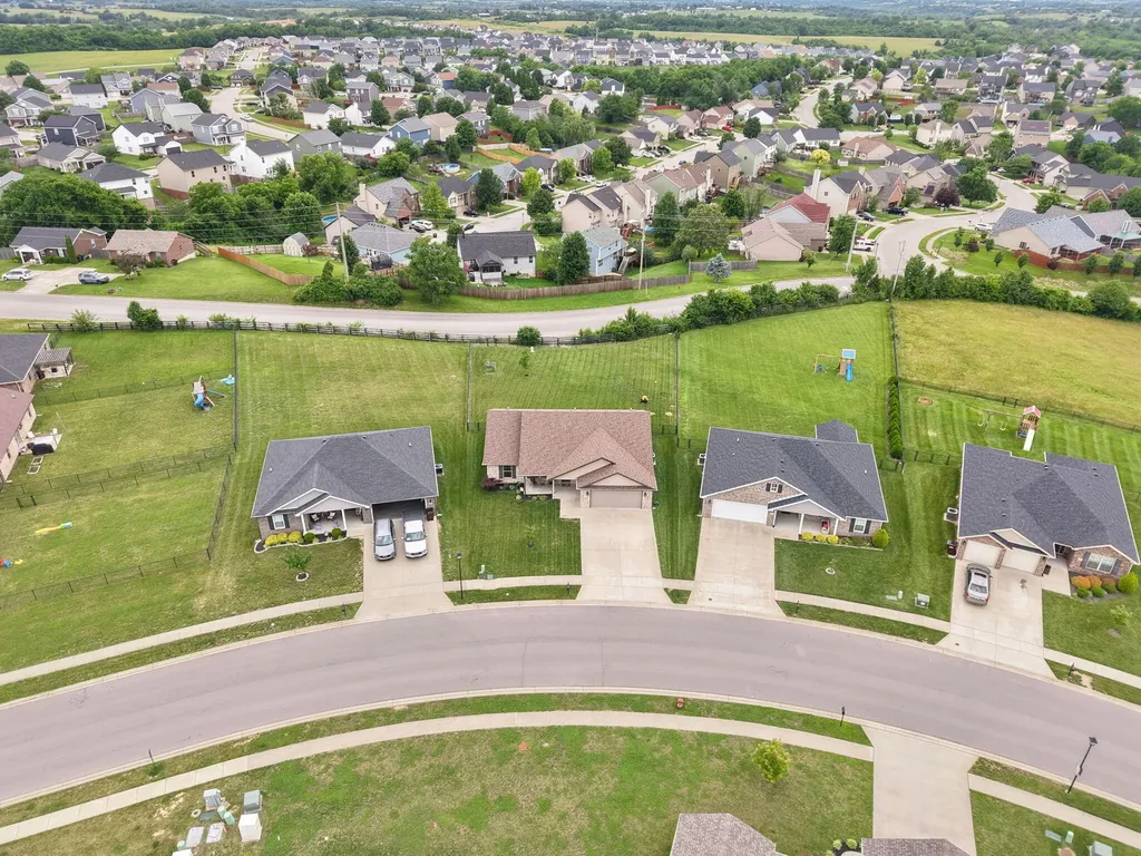 205 Windward Way Richmond KY 40475