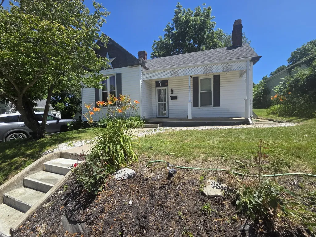 109 Vine Street Cynthiana KY 41031