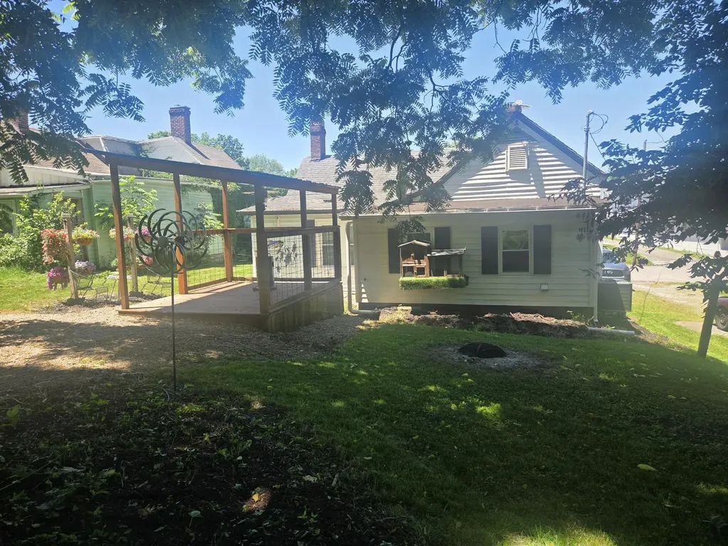 109 Vine Street Cynthiana KY 41031