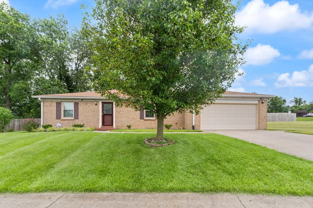 100 Saratoga Circle Richmond KY 40475