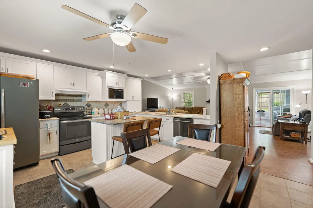 100 Saratoga Circle Richmond KY 40475