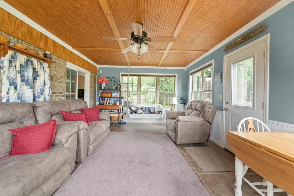 100 Saratoga Circle Richmond KY 40475