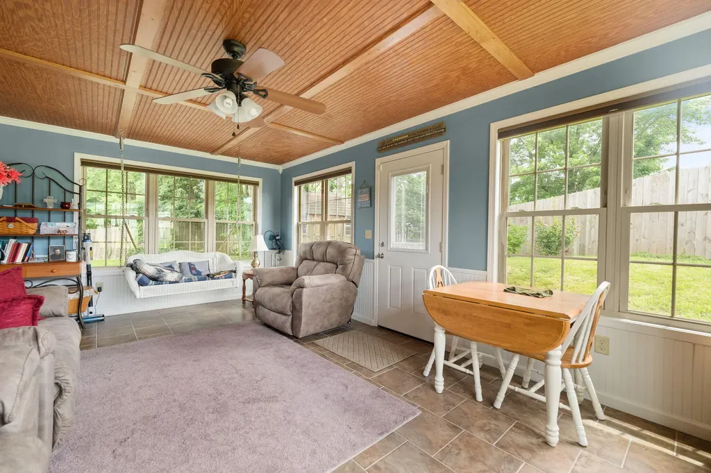100 Saratoga Circle Richmond KY 40475