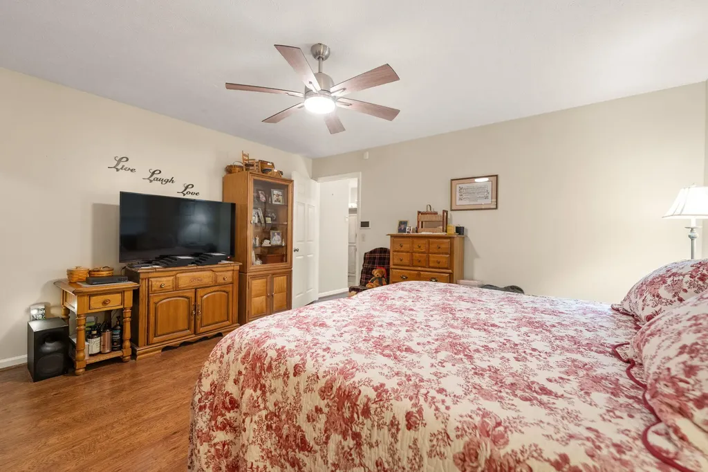 100 Saratoga Circle Richmond KY 40475