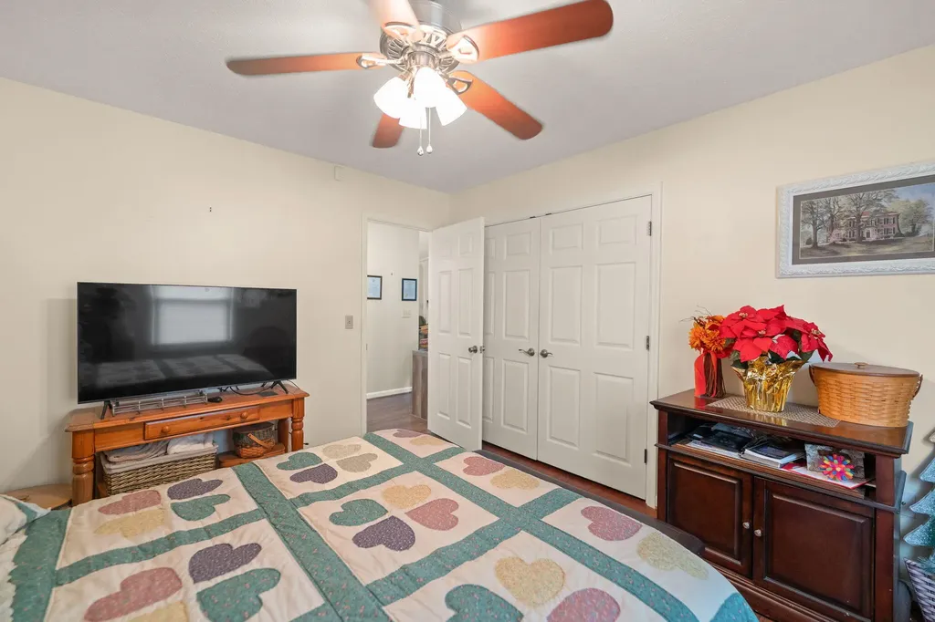 100 Saratoga Circle Richmond KY 40475