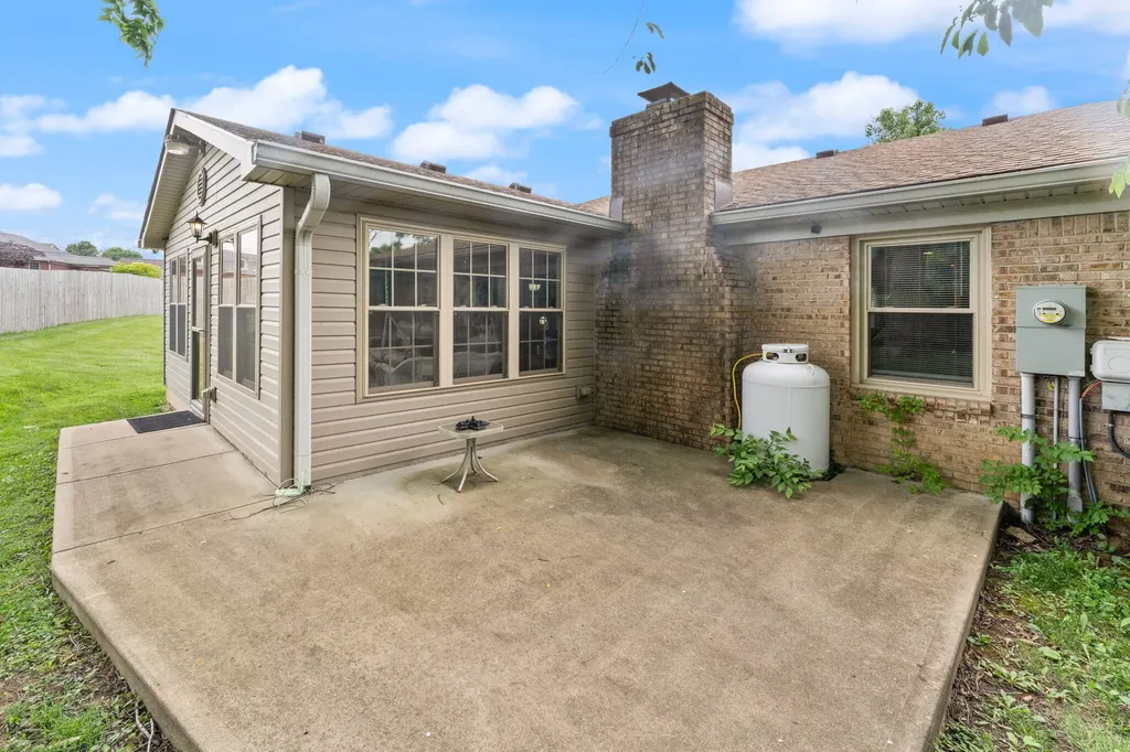 100 Saratoga Circle Richmond KY 40475