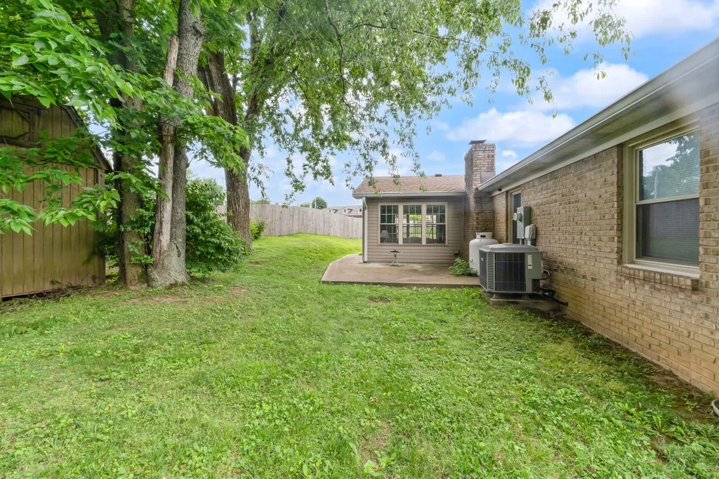 100 Saratoga Circle Richmond KY 40475