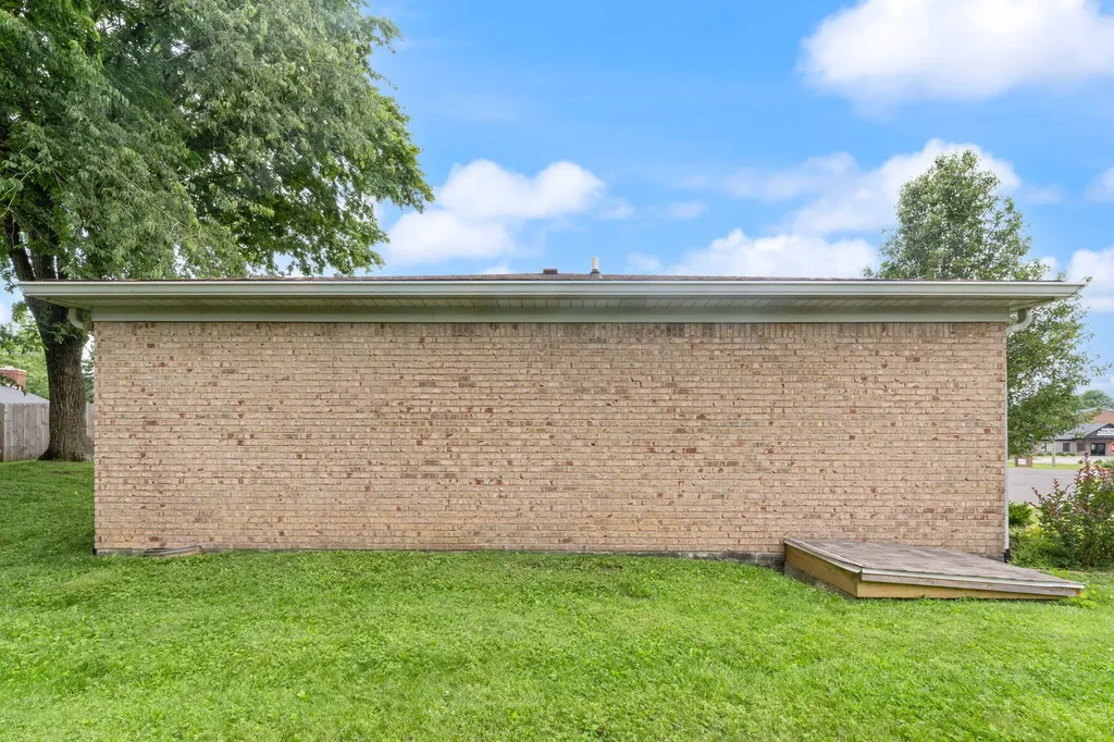 100 Saratoga Circle Richmond KY 40475