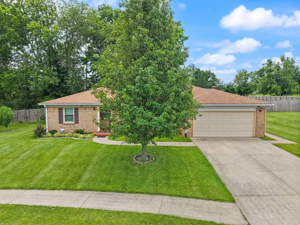 100 Saratoga Circle Richmond KY 40475