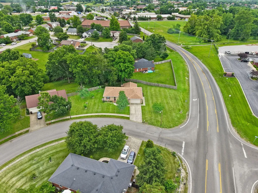 100 Saratoga Circle Richmond KY 40475